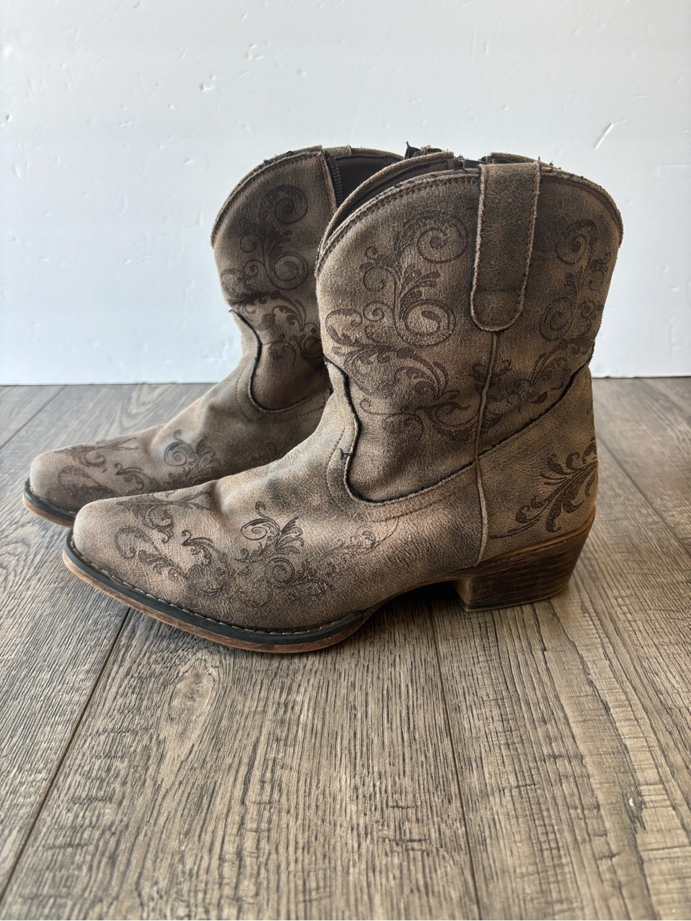 Brown Leather Western Ankle Boots with Scroll Embroidery